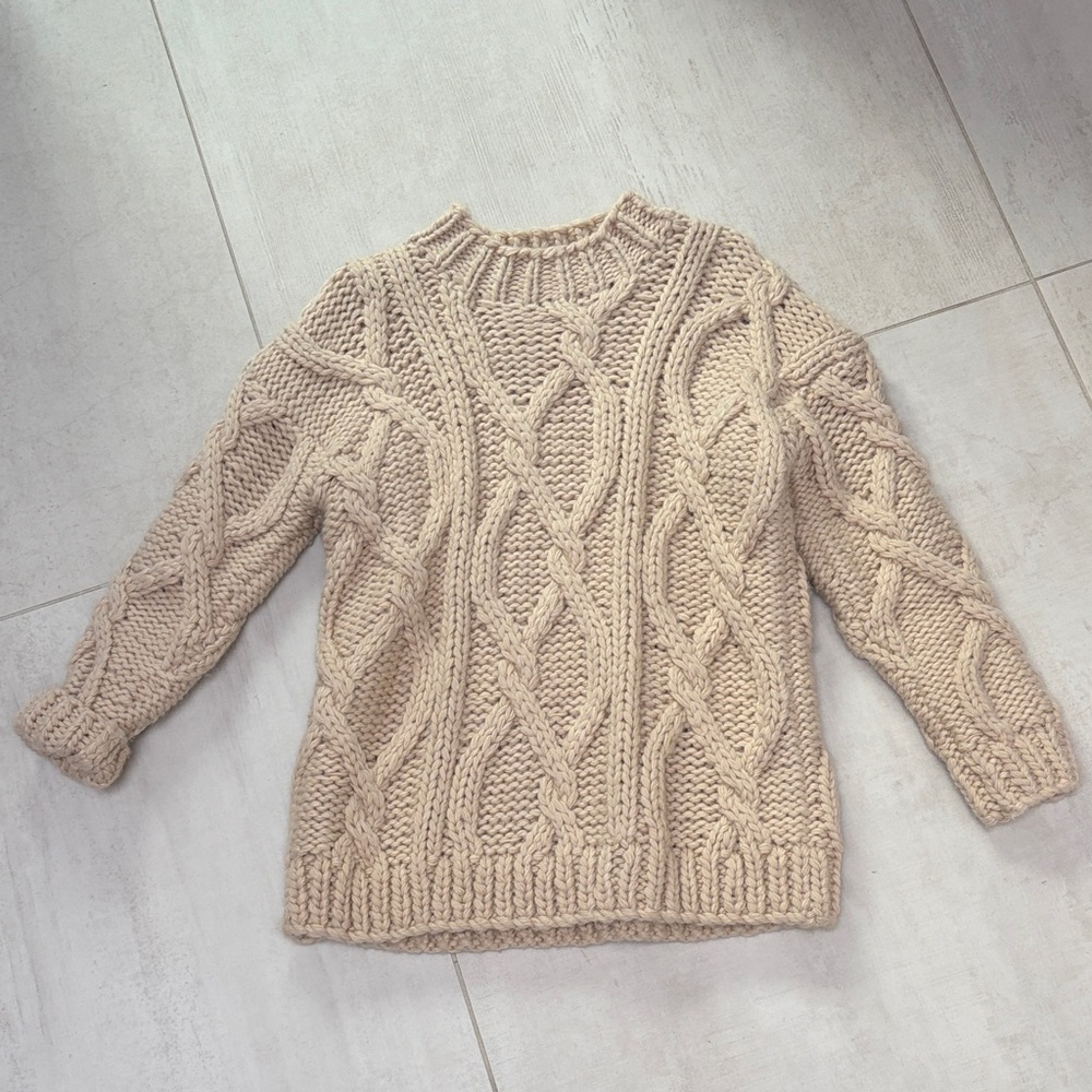 DISSH Chunky Cable Crewneck Sweater - Cream Beige